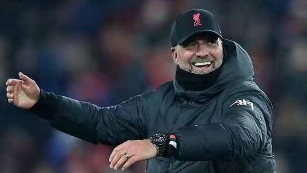 邮报：小将塞古-科内已经重返赛场，和多古用同一个私人教练