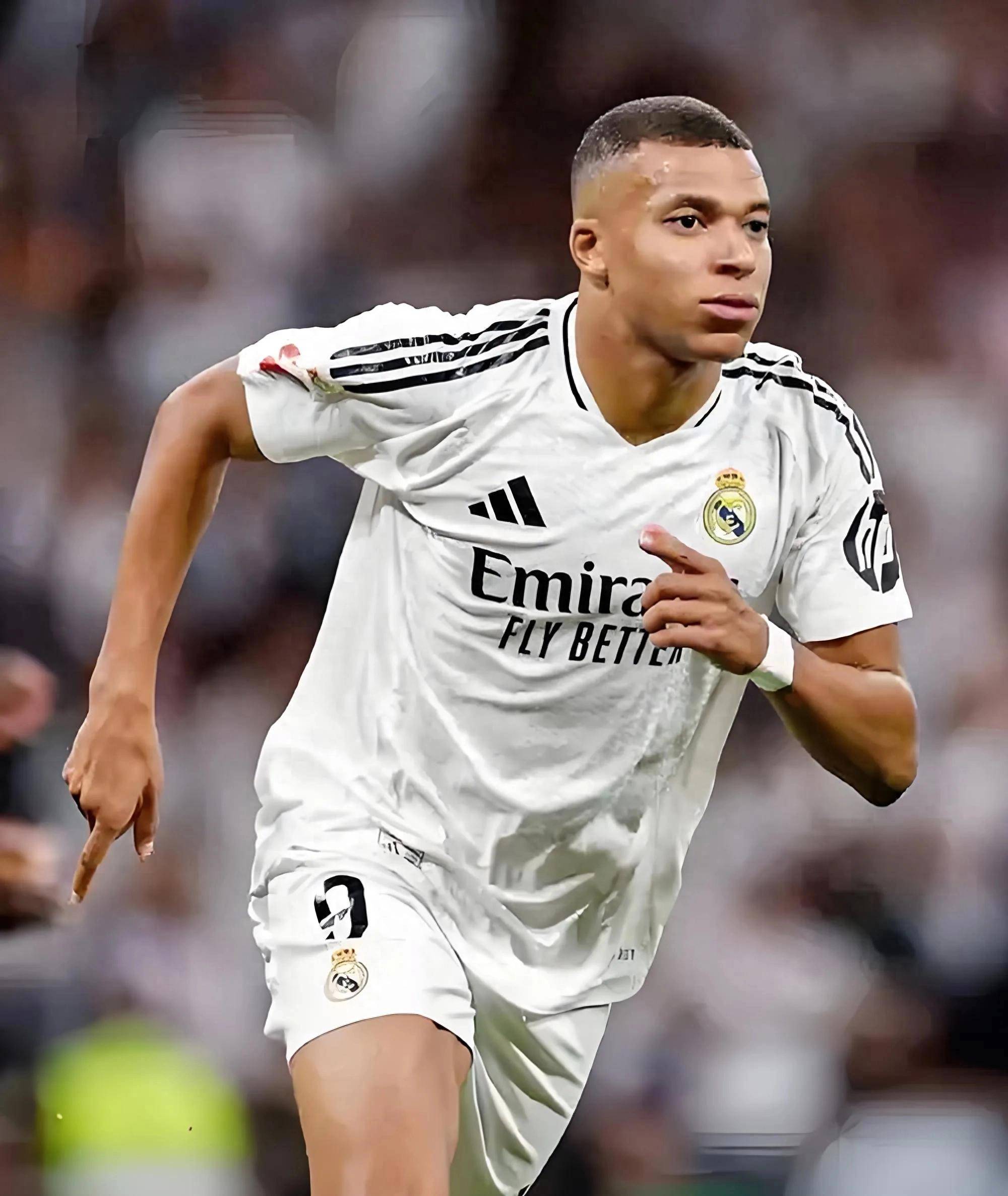 米体：DV9已失去世界杯机会，多家豪门想明年免签他