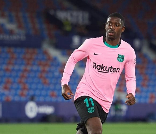 门兴0-0莱比锡，奥诺拉破门被吹，劳姆中框，门兴全场0射正