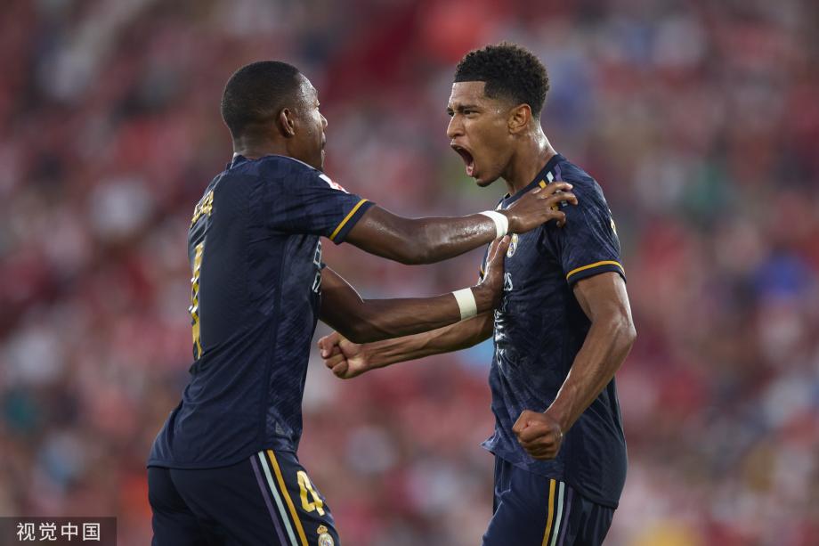 客场对贝蒂斯上半场就上演帽子戏法，费兰是西甲历史第一人