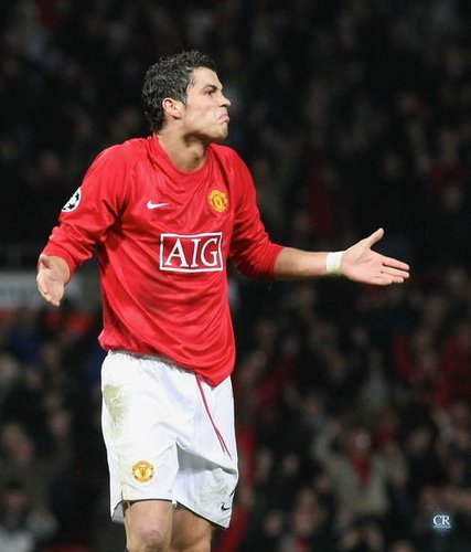 皇马双星闪耀圣马梅斯！库尔图瓦姆巴佩演绎不可阻挡与不可动摇