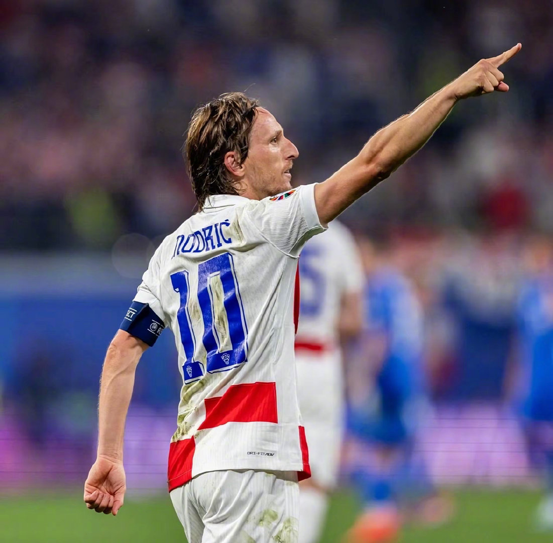 足球中超将启用全新体育场，容量提升至6万