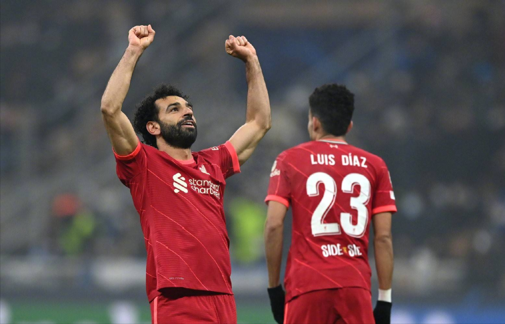 五万人齐喊他的名字，太燃