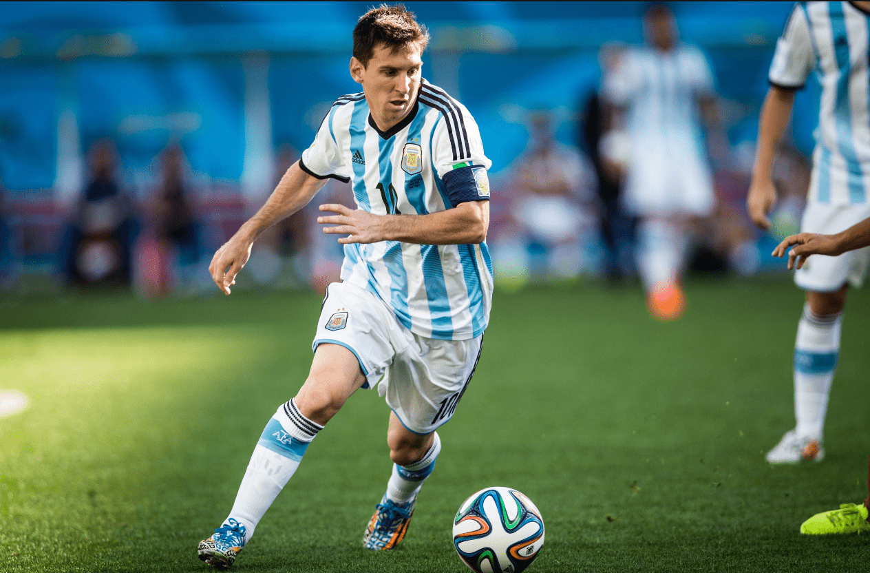 半场战报：山东2-0津门虎，卡扎伊什维利破门，泽卡建功