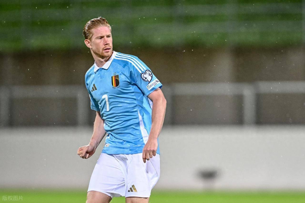 3年蛰伏，1个悬念：郑钦文的2026能否上演王者归来？