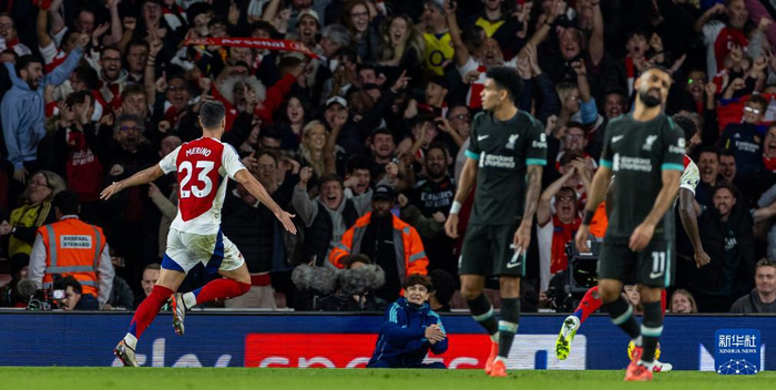 热那亚2-1逆转维罗纳，托斯比建功，洛伦佐-科隆博破门